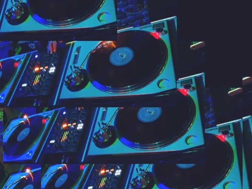 Low Key Movements logo